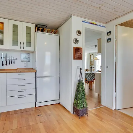 Holiday home Ecaterina - 100m From The Sea In Nw Jutland By Interhome